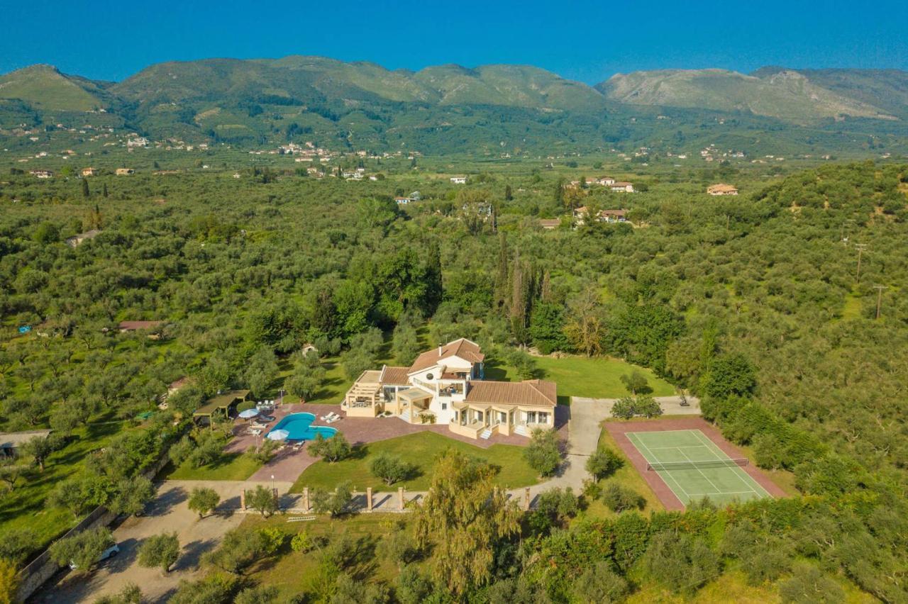 Astarte Villas - Istar Villa With Tennis Court Makhairadhon Ngoại thất bức ảnh