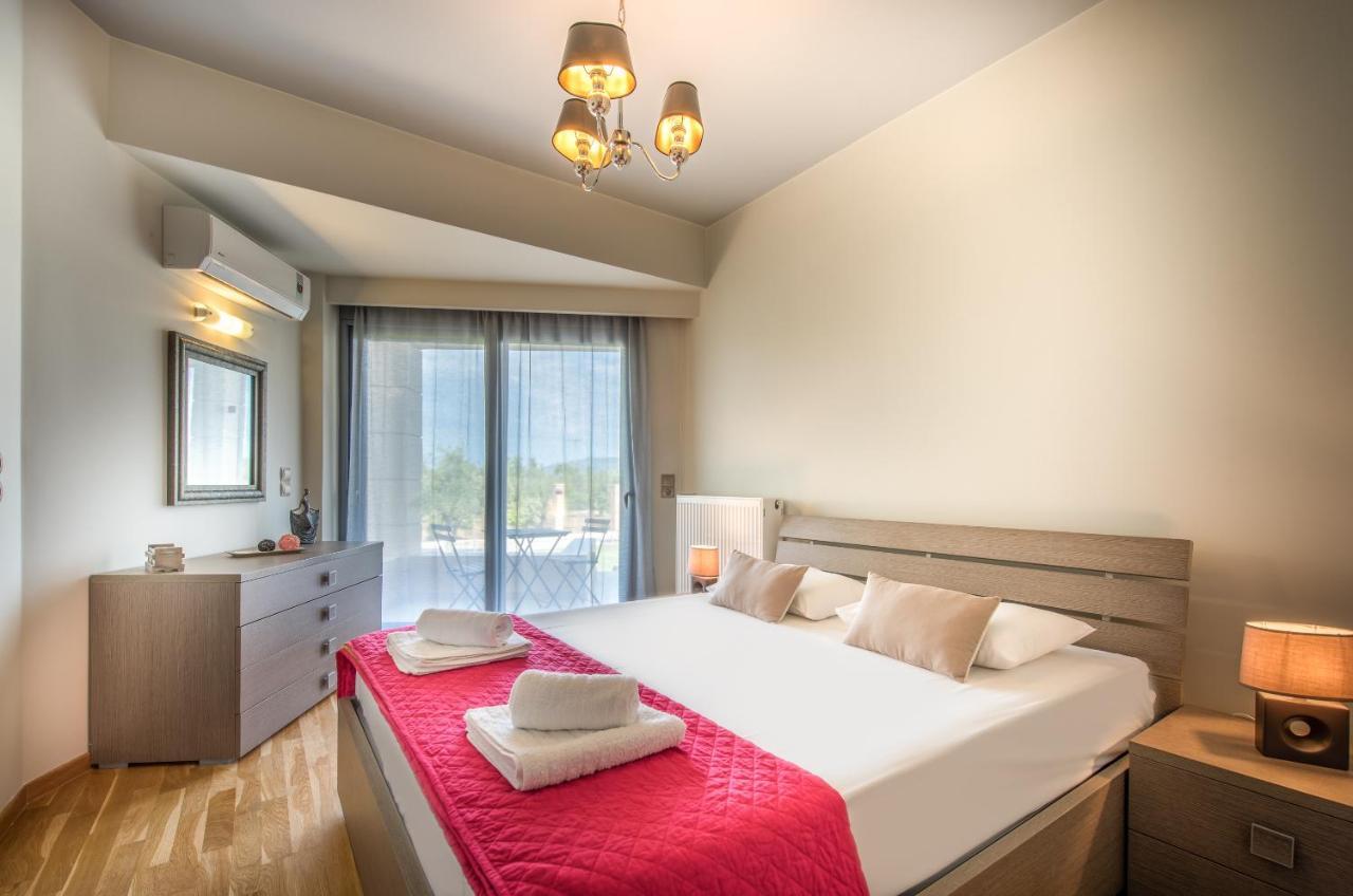 Astarte Villas - Istar Villa With Tennis Court Makhairadhon Ngoại thất bức ảnh