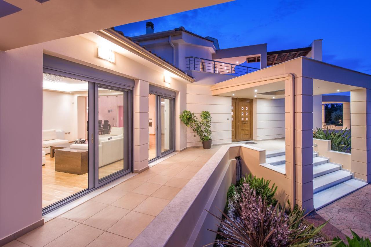 Astarte Villas - Istar Villa With Tennis Court Makhairadhon Ngoại thất bức ảnh