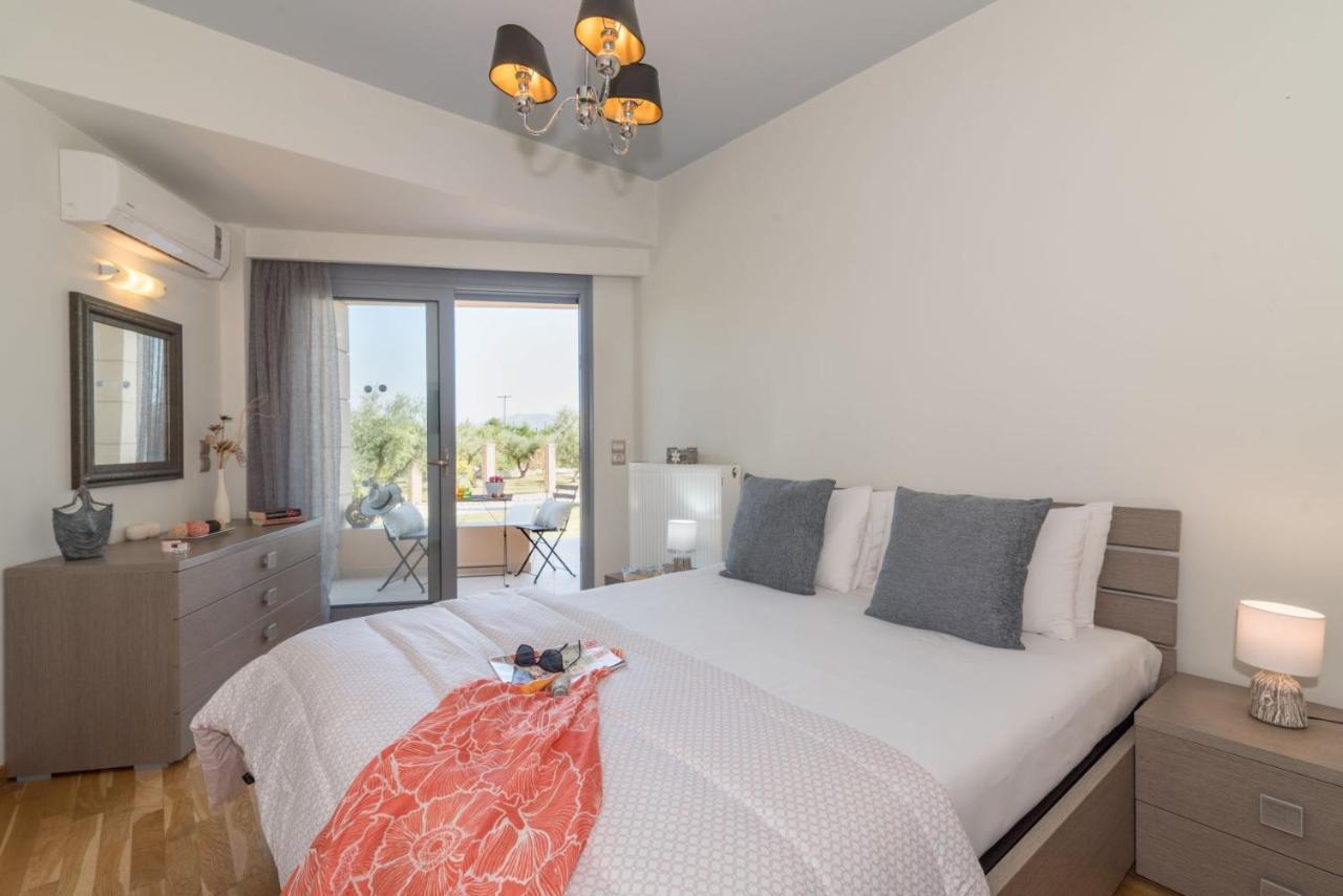 Astarte Villas - Istar Villa With Tennis Court Makhairadhon Ngoại thất bức ảnh