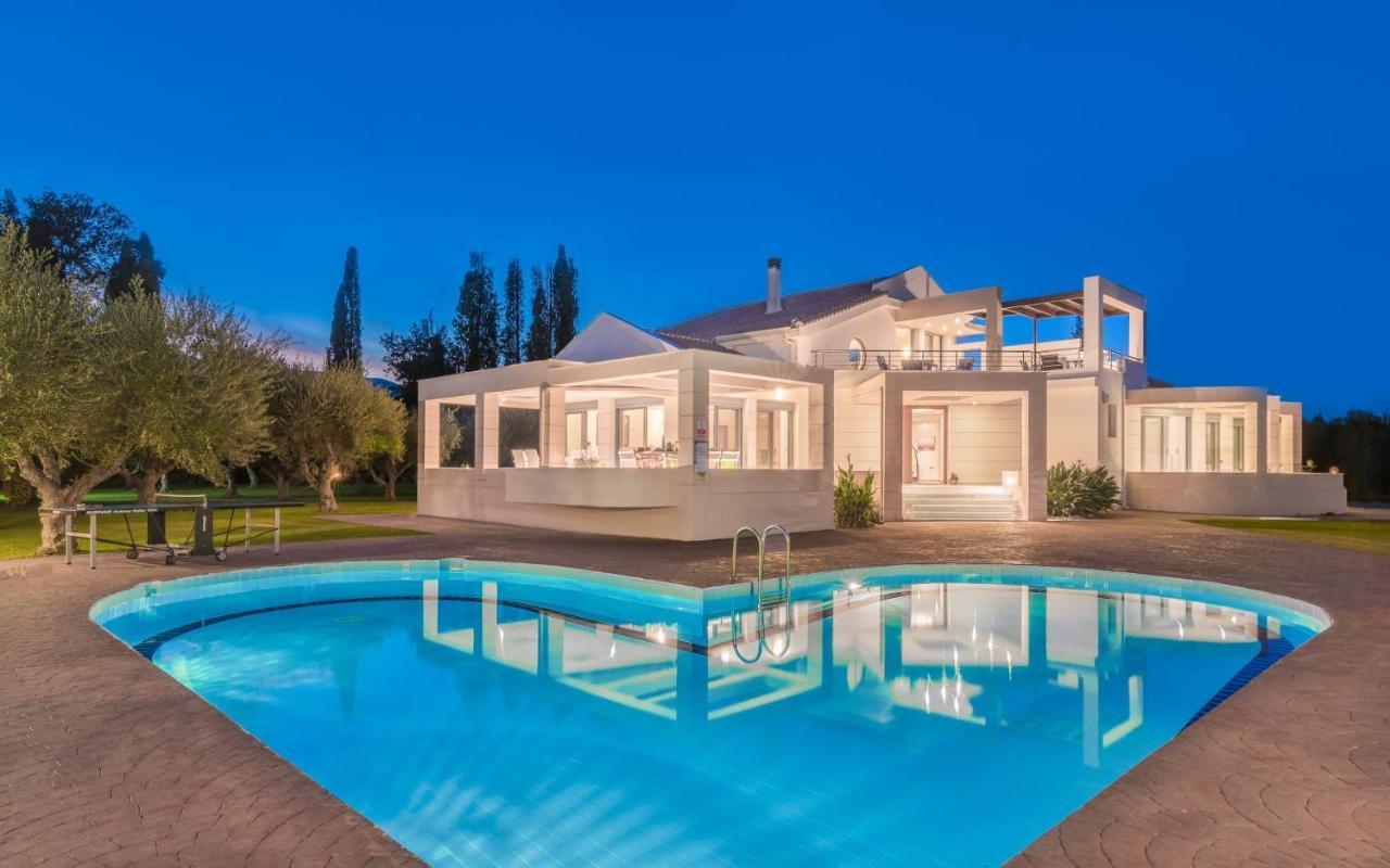 Astarte Villas - Istar Villa With Tennis Court Makhairadhon Ngoại thất bức ảnh