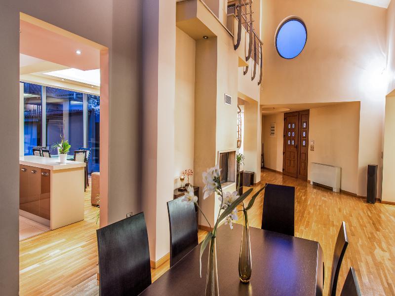 Astarte Villas - Istar Villa With Tennis Court Makhairadhon Ngoại thất bức ảnh